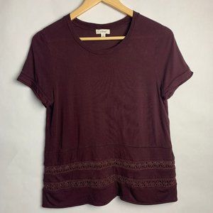 3/$30 - Wilfred Aritzia Boxy Fit Tee Lace Crochet Trim